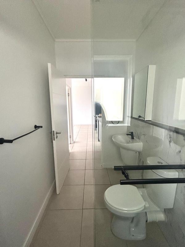 To Let 1 Bedroom Property for Rent in The Huntsman Western Cape